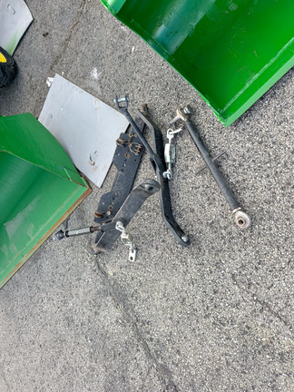 2021 John Deere 1025R Tractor Compact