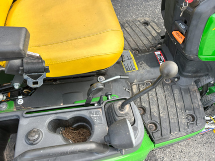 2021 John Deere 1025R Tractor Compact