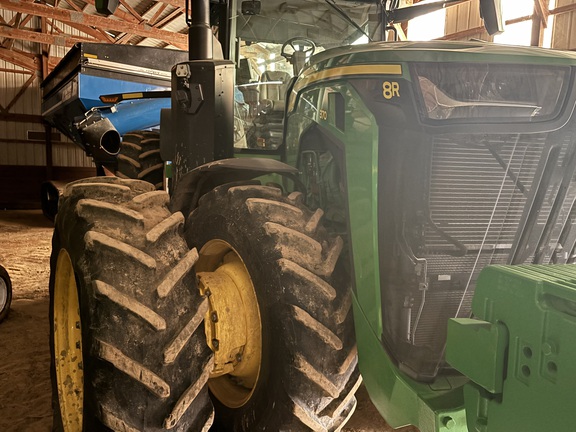 2023 John Deere 8R 370 Tractor