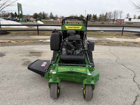 2024 John Deere Q810E Mower/Zero Turn