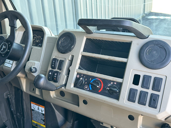 2024 John Deere XUV 835R ATV