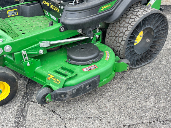 2022 John Deere Z960M Mower/Zero Turn