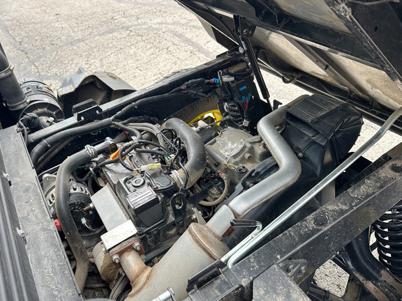 2025 John Deere XUV 875M Diesel ATV