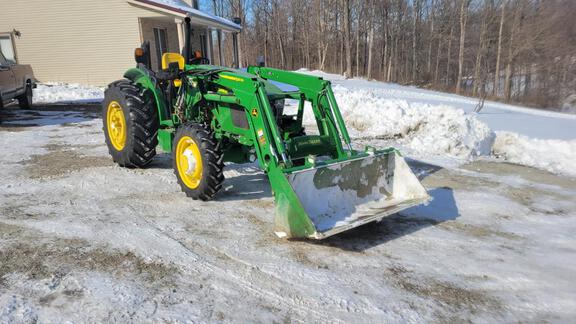 2022 John Deere 5065E Tractor