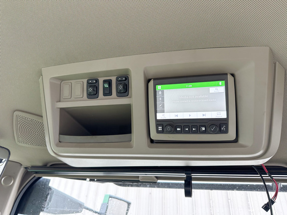2022 John Deere 9RT 570 Tractor Rubber Track