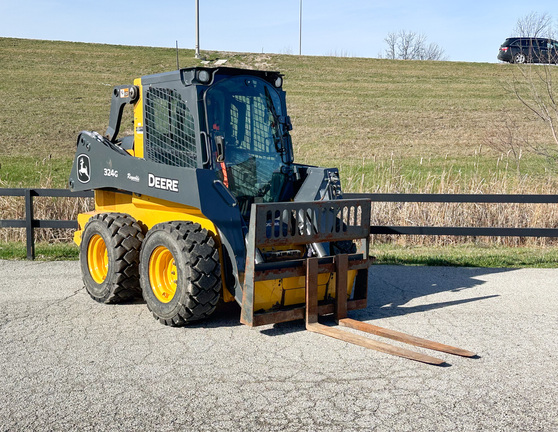 2023 John Deere 324G Skid Steer Loader