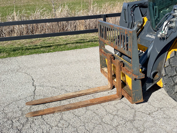 2023 John Deere 324G Skid Steer Loader