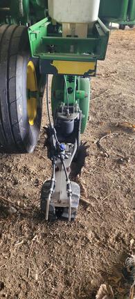 2011 John Deere 1770NT Planter