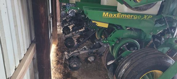 2011 John Deere 1770NT Planter