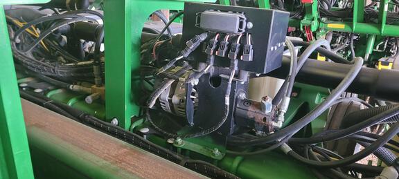 2011 John Deere 1770NT Planter