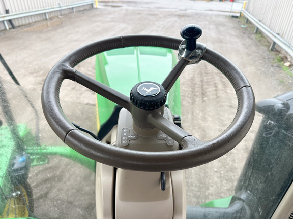 2011 John Deere 8335RT Tractor Rubber Track