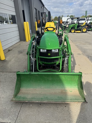 2022 John Deere 1025R Tractor Compact