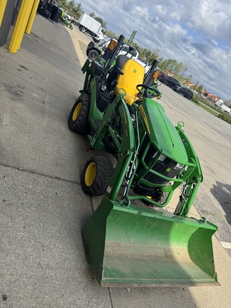 2022 John Deere 1025R Tractor Compact