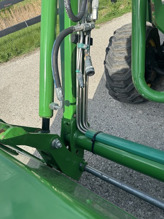 John Deere 1025R Tractor Compact