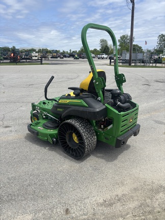 2024 John Deere Z930M Mower/Zero Turn