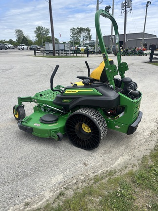 2024 John Deere Z950M Mower/Zero Turn