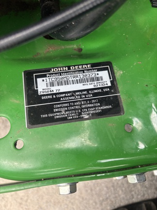2024 John Deere Z950M Mower/Zero Turn