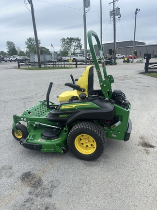 2025 John Deere Z950M Mower/Zero Turn