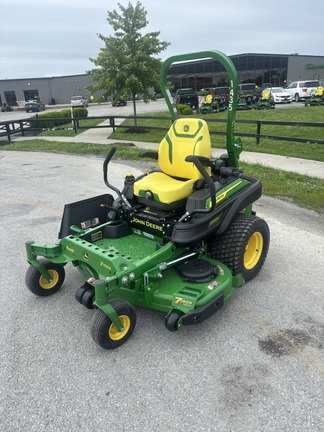 2025 John Deere Z950M Mower/Zero Turn
