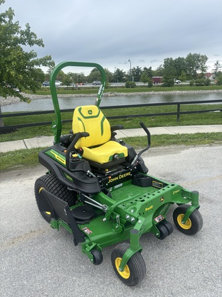 2025 John Deere Z950M Mower/Zero Turn