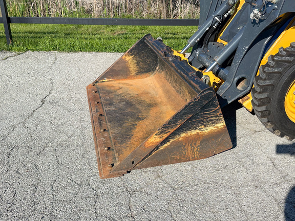 2019 John Deere 324G Skid Steer Loader