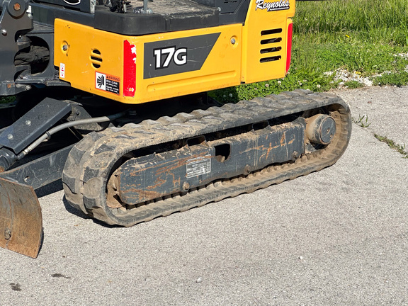 2022 John Deere 17G Excavator Mini