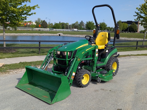 2021 John Deere 1025R Tractor Compact