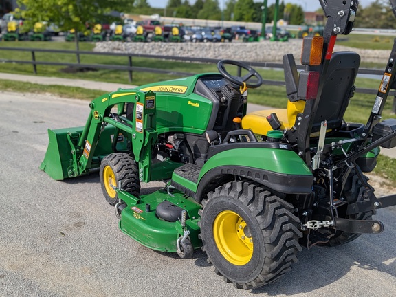 2021 John Deere 1025R Tractor Compact