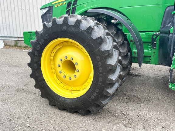 2013 John Deere 8335R Tractor