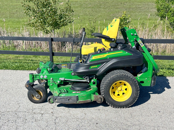 2023 John Deere Z970R Mower/Zero Turn