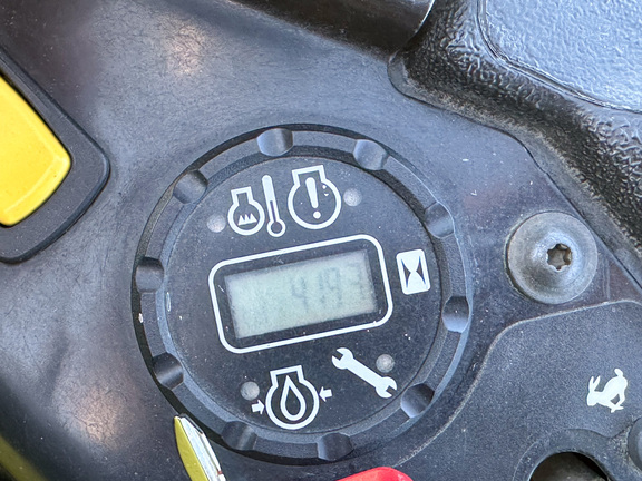 2023 John Deere Z970R Mower/Zero Turn