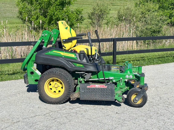 2023 John Deere Z970R Mower/Zero Turn