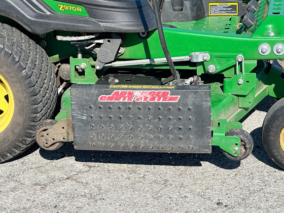 2023 John Deere Z970R Mower/Zero Turn
