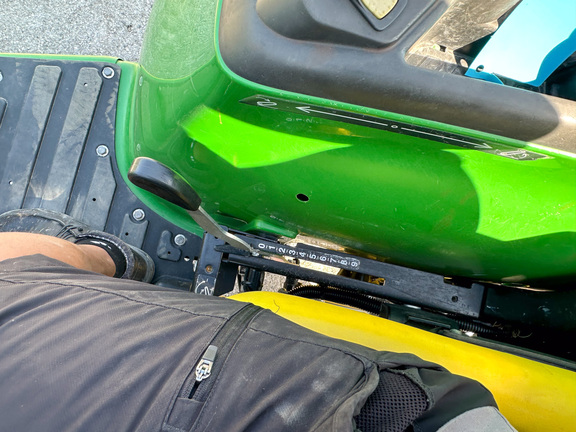 2022 John Deere 3038E Tractor Compact