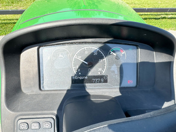 2022 John Deere 3038E Tractor Compact