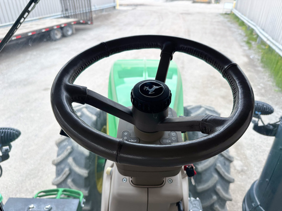2018 John Deere 8400R Tractor