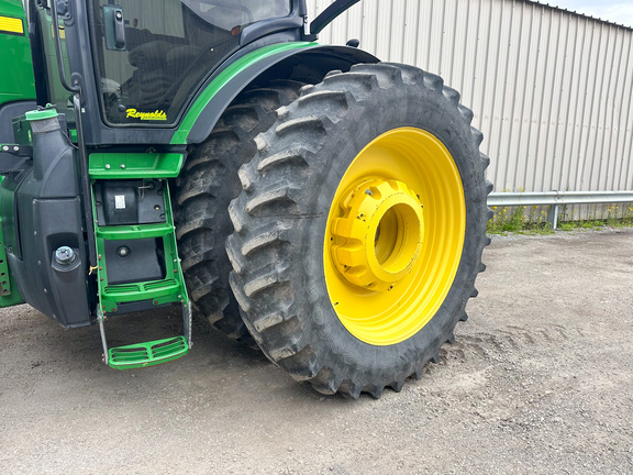 2018 John Deere 8400R Tractor
