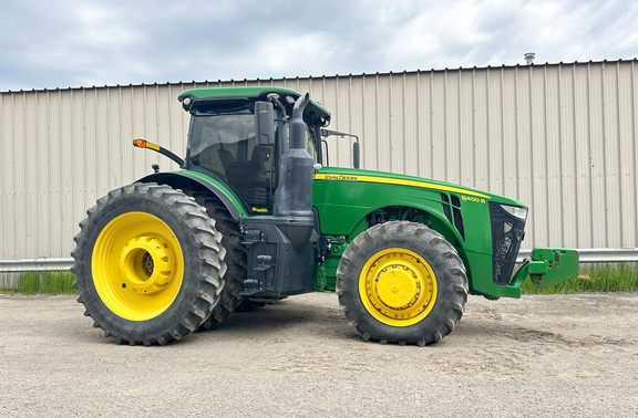 2018 John Deere 8400R Tractor