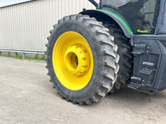 2018 John Deere 8400R Tractor