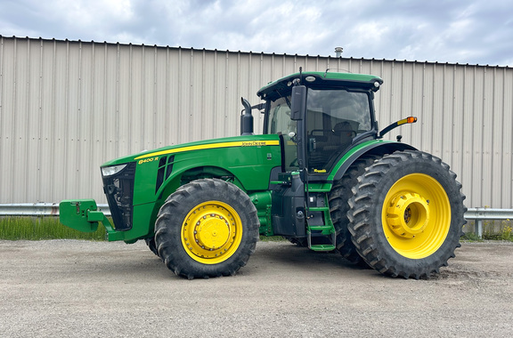 2018 John Deere 8400R Tractor