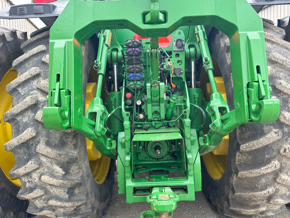 2018 John Deere 8400R Tractor