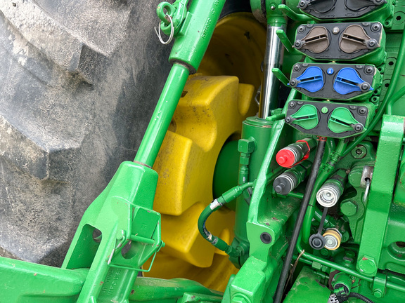 2018 John Deere 8400R Tractor