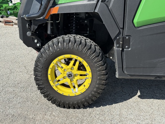 2025 John Deere XUV 845M HVAC Cab ATV