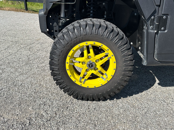 John Deere XUV 845M HVAC Cab ATV