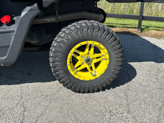 John Deere XUV 845M HVAC Cab ATV