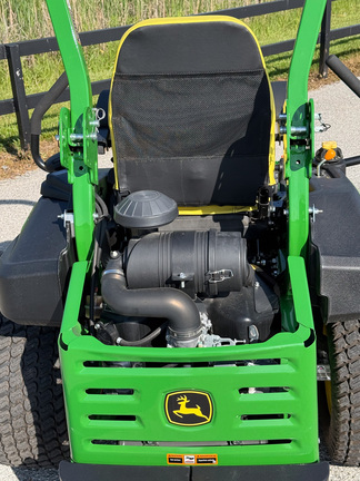 2025 John Deere Z950M Mower/Zero Turn