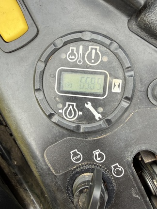 2024 John Deere Z930M Mower/Zero Turn