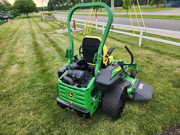 2024 John Deere Z930M Mower/Zero Turn