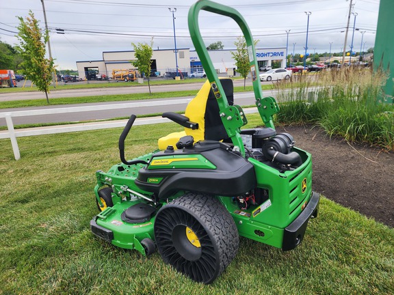 2024 John Deere Z930M Mower/Zero Turn