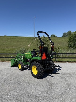 2026 John Deere 2025R Tractor Compact